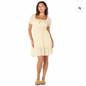 New Celebrity Pink Women's Smocked Waist Dress with Short Puff Sleeves